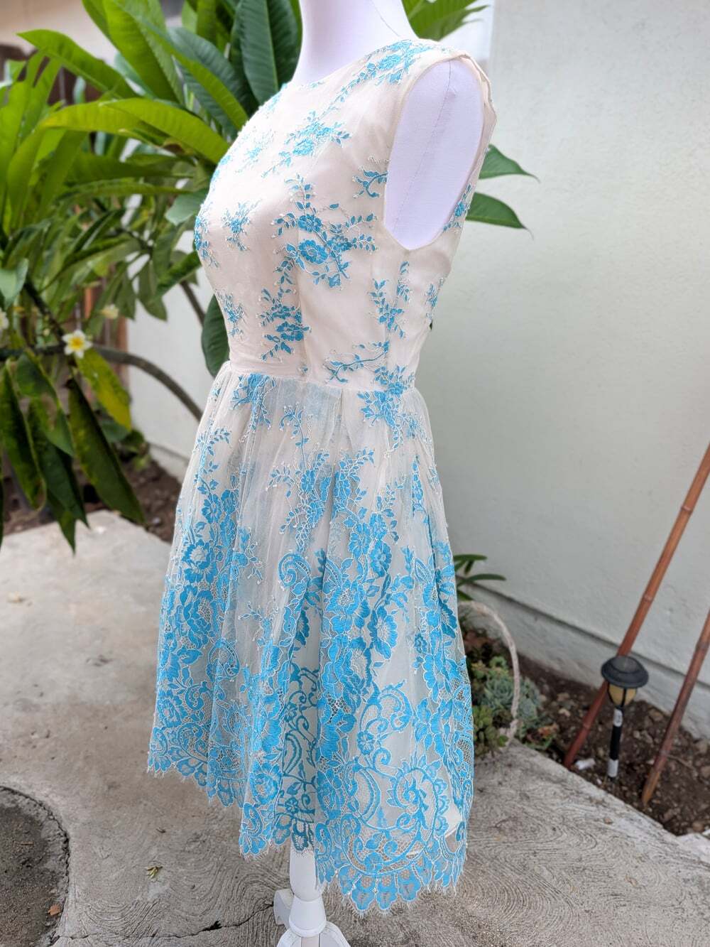 Alice + Olivia Fila lace overlay party dress homecoming floral embroidery 2 VGUC - Picture 5 of 11